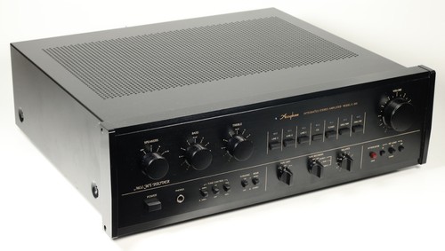 Accuphase 205 integrated - e-205,,