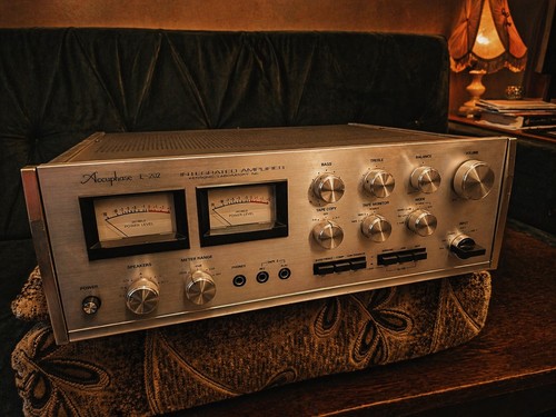 Great vintage amplifier - a,